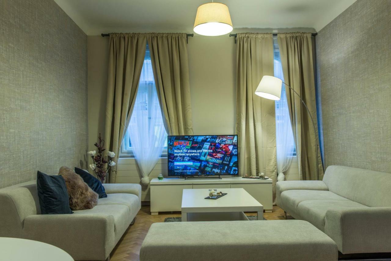 Exclusive 3 Bedroom Top-Notch Flat, Great Location Prague Exterior photo