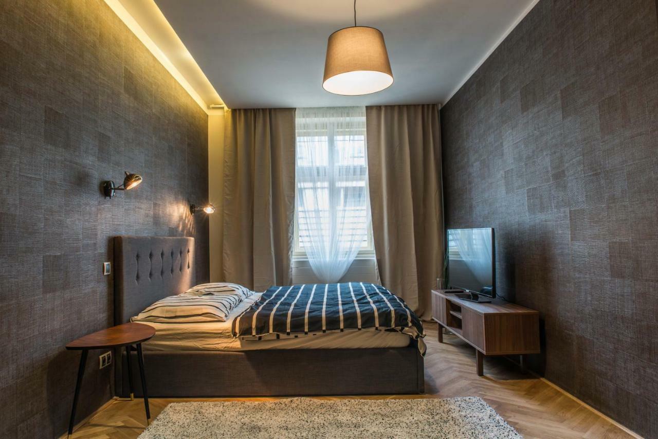 Exclusive 3 Bedroom Top-Notch Flat, Great Location Prague Exterior photo